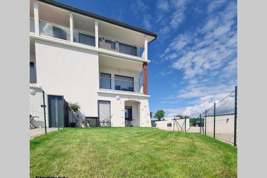 Friendship Suite Mörbisch am See Exterior foto